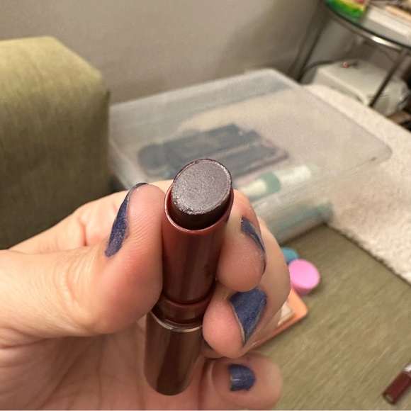 CLINIQUE Almost Lipstick in Black Honey (mini) - Picture 5 of 6